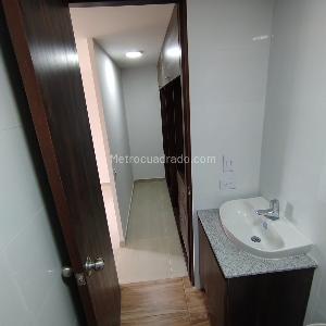 Apartamento de 3 alcobas en venta en C R Valle Lindo Piso 4, Ibagué, 56 m² · foto 9 de 20