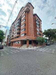 Apartamento de 3 alcobas en venta en Edifidio Tejares Del Eden Piso 6, Ibagué, 111 m² · foto 2 de 20