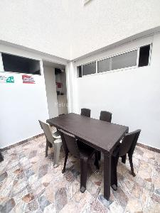 Casa de 5 alcobas en venta en La Castellana Dos Casas En Una Comerciales, Ibagué, 280 m² · foto 11 de 20