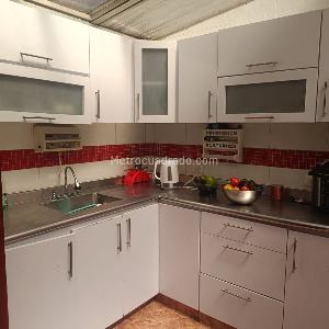 Casa en venta en Mirandela, Bogotá · foto 8 de 20