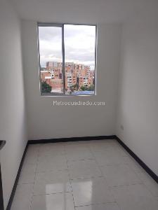 Apartamento en venta en Suba Pinar De Suba, Bogotá · foto 15 de 17