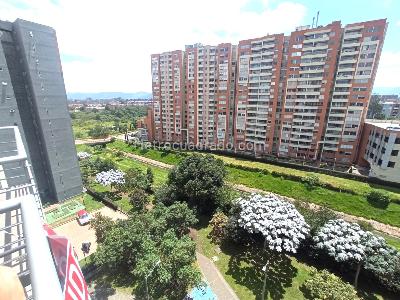 Apartamento de 3 alcobas en venta en Fontibon Villemar, Bogotá, 42 m² · foto 16 de 16