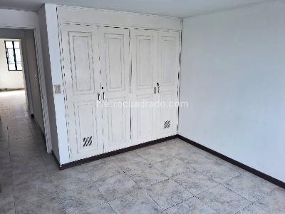 Apartamento en venta en Alhambra, Bogotá · foto 9 de 19