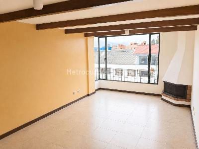 Apartamento en venta en Alhambra, Bogotá · foto 2 de 19