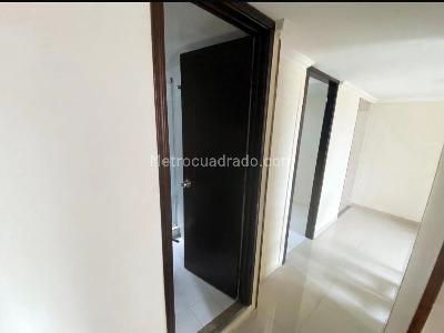 Apartamento de 2 alcobas en venta en Fontibon Hayuelos, Bogotá, 53 m² · foto 5 de 9