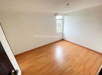 Apartamento de 2 alcobas en venta en Fontibon Hayuelos, Bogotá, 53 m² · foto 7 de 9