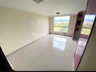 Apartamento de 2 alcobas en venta en Fontibon Hayuelos, Bogotá, 53 m² · foto 4 de 9