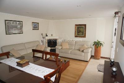 Casa de 5 alcobas en venta en Mirandela, Bogotá, 110 m² · foto 2 de 10