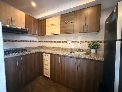 Apartamento en venta en El Recodo Fontibon, Bogotá · foto 5 de 12