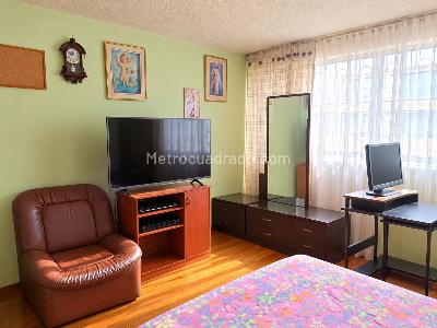 Casa de 5 alcobas en venta en Jose Joaquin Vargas, Bogotá, 210 m² · foto 14 de 20