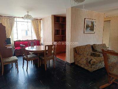Casa de 5 alcobas en venta en La Esmeralda, Bogotá, 240 m² · foto 4 de 15