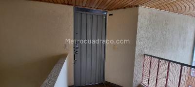 Apartamento de 3 alcobas en arriendo en El Pinar, Bogotá, 62 m² · foto 3 de 13