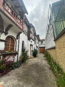 Casa de 5 alcobas en arriendo en Parkway, Bogotá, 328 m² · foto 2 de 15