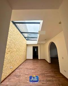 Casa de 5 alcobas en arriendo en La Soledad, Bogotá, 327 m² · foto 3 de 9