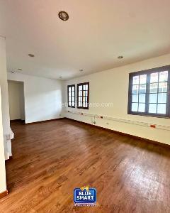 Casa de 5 alcobas en arriendo en La Soledad, Bogotá, 327 m² · foto 9 de 9