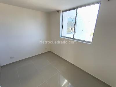 Apartamento de 3 alcobas en venta en Belen, Ibagué, 80 m² · foto 4 de 14