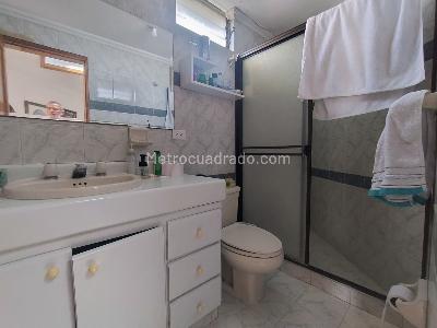 Apartamento de 4 alcobas en venta en Pueblo Nuevo, Ibagué, 200 m² · foto 10 de 18