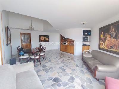 Apartamento de 4 alcobas en venta en Pueblo Nuevo, Ibagué, 200 m² · foto 4 de 18