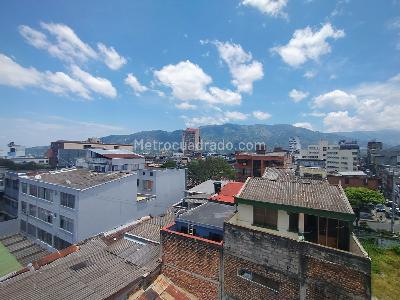 Apartamento de 4 alcobas en venta en Pueblo Nuevo, Ibagué, 200 m² · foto 5 de 18