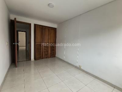 Apartamento de 5 alcobas en venta en Centro, Ibagué, 145 m² · foto 8 de 18