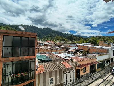 Casa de 5 alcobas en venta en Ancon, Ibagué, 192 m² · foto 7 de 19