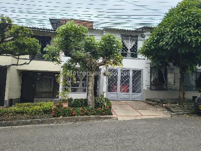 Casa de 3 alcobas en venta en Aguamarina, Ibagué, 48 m² · foto 19 de 20