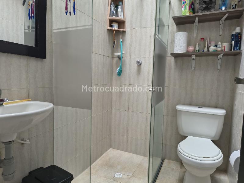 Casa en Venta, Aguamarina, Ibagué - Więcej