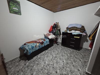 Casa de 5 alcobas en venta en Prado Pinzon, Bogotá, 240 m² · foto 8 de 20