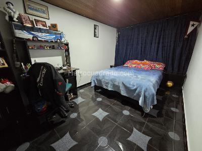 Casa de 5 alcobas en venta en Prado Pinzon, Bogotá, 240 m² · foto 12 de 20