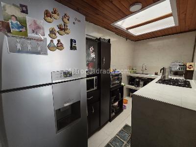 Casa de 5 alcobas en venta en Prado Pinzon, Bogotá, 240 m² · foto 18 de 20