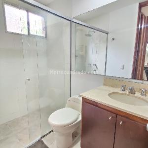 Casa de 3 alcobas en venta en Altos Del Poblado, Medellín, 155 m² · foto 9 de 20
