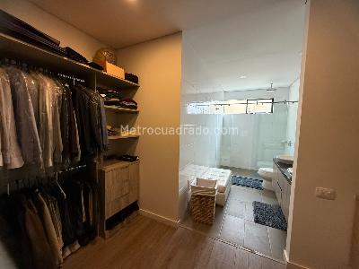Apartamento de 4 alcobas en venta en Bella Suiza Usaquen, Bogotá, 298 m² · foto 13 de 18