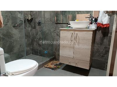 Apartamento de 3 alcobas en venta en Laureles, Medellín, 121 m² · foto 9 de 11