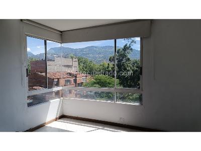 Apartamento de 4 alcobas en venta en La Almeria, Medellín, 113 m² · foto 10 de 20
