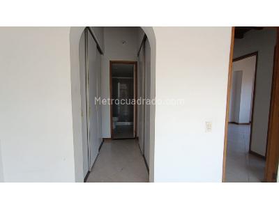 Apartamento de 4 alcobas en venta en La Almeria, Medellín, 113 m² · foto 18 de 20