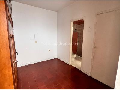 Casa de 5 alcobas en venta en Prado Centro Medellin, Medellín, 211 m² · foto 8 de 15