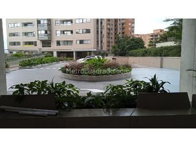 Apartamento de 3 alcobas en venta en El Poblado, Medellín, 87 m² · foto 10 de 20