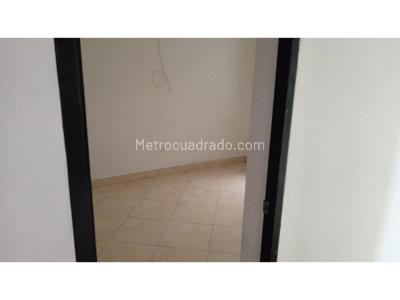 Casa de 5 alcobas en venta en Primavera, Envigado, 197 m² · foto 8 de 14
