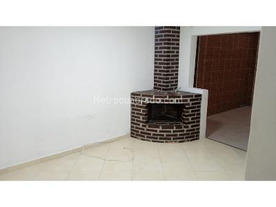 Casa de 5 alcobas en venta en Primavera, Envigado, 197 m² · foto 9 de 14