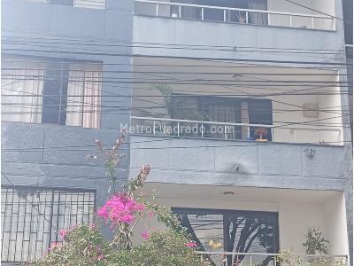Apartamento de 4 alcobas en venta en Laureles, Medellín, 172 m² · foto 4 de 20