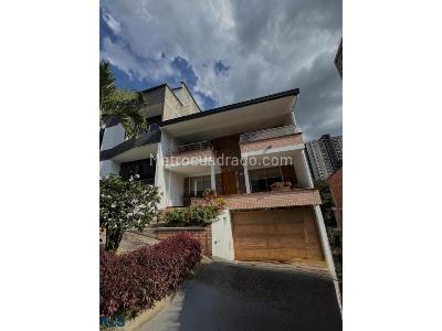 Casa de 5 alcobas en venta en Cataluña, Sabaneta, 237 m² · foto 2 de 20
