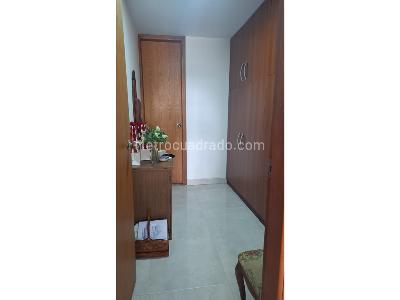 Casa de 5 alcobas en venta en Cataluña, Sabaneta, 237 m² · foto 9 de 20