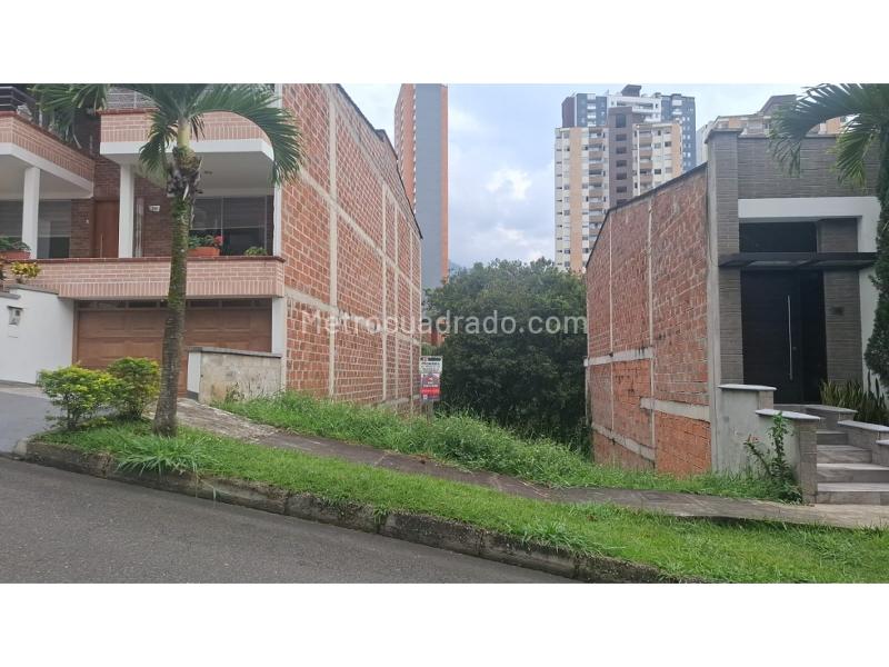 Lote en Venta, Aves Maria, Medellín - Más