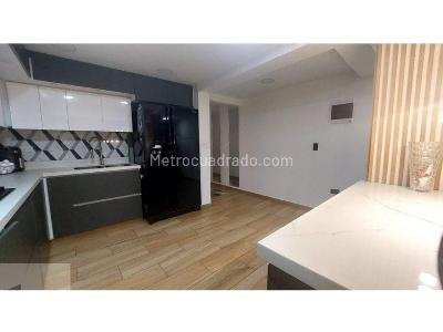 Apartamento de 4 alcobas en venta en Laureles, Medellín, 140 m² · foto 3 de 20