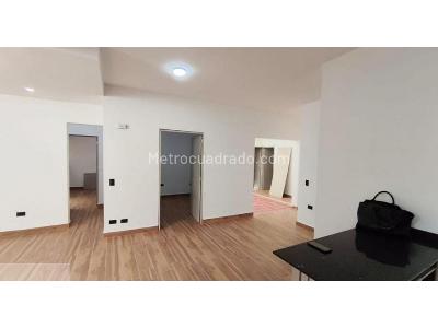 Apartamento de 5 alcobas en venta en Laureles, Medellín, 31 m² · foto 2 de 20
