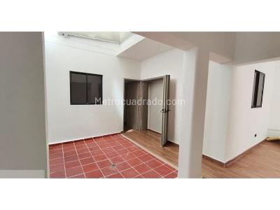 Apartamento de 5 alcobas en venta en Laureles, Medellín, 31 m² · foto 10 de 20