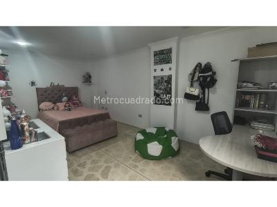 Casa de 5 alcobas en venta en La Doctora, Sabaneta, 120 m² · foto 12 de 20