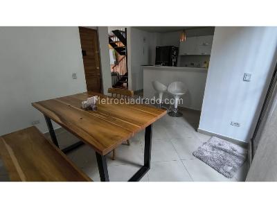 Casa de 3 alcobas en venta en Envigado, Envigado, 80 m² · foto 8 de 18