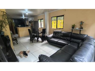 Casa de 3 alcobas en venta en Camino Verde, Envigado, 45 m² · foto 6 de 13