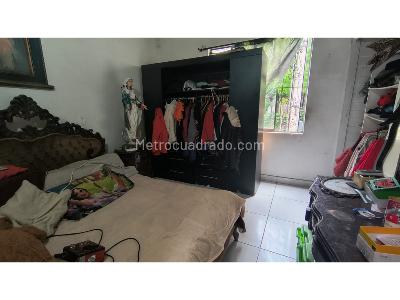 Casa de 3 alcobas en venta en Camino Verde, Envigado, 45 m² · foto 10 de 13